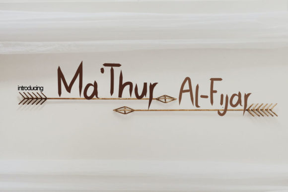 Ma thur Al-Fijar Font: A Display Typeface for Creative Web Design
